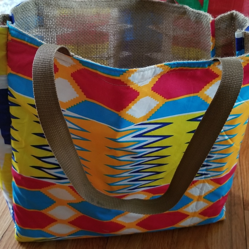 Tote - Picture 3 of 8